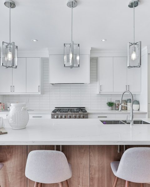 white and brown wooden kitchen cabinet